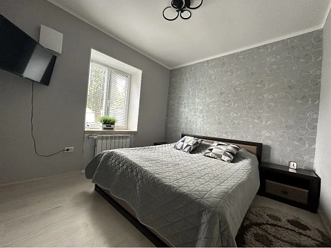 Будинок подобово у Кам'янець-Подільському. вул. Ярослава Мудрого, 142 &mdash; 1001660263 зображення 1