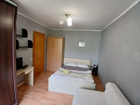 1-комнатная посуточно в Киеве. Днепровский район, ул. Радужная, 2 &mdash; 1001221487 изображение 1