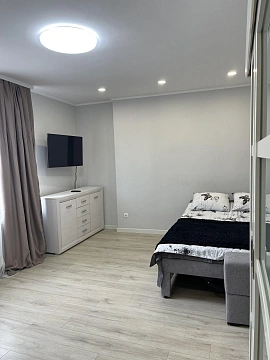 1-комнатная посуточно в Черновцах. Первомайский район, ул. Русская, 228 &mdash; 1001708585 изображение 1