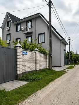 house daily in Kyiv. SHevchenkovskiy district, 75-ya Sadovaya St., 5 &mdash; 1001711709 image 16
