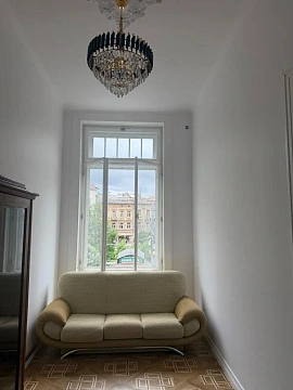 3-комнатная daily in Lviv. Galitskiy district, Berindy St., 3 &mdash; 1001712878 image 6