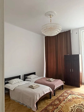 3-комнатная daily in Lviv. Galitskiy district, Berindy St., 3 &mdash; 1001712878 image 9