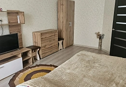 Квартири подобово в Чорноморську (Іллічівську) (42)