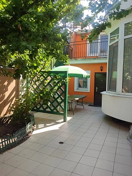 house daily in Odesa. Kievskiy district, Bashtannaya St., 8/10 &mdash; 1000590736 image 1
