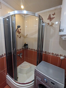 1-комнатная daily in Kramatorsk. Nezavisimosti  Dvortsovaya St. Ave., 65 &mdash; 1001718066 image 3