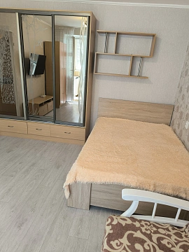 1-комнатная daily in Illichivsk (Chornomorsk). Aleksandriyskaya St., 12 &mdash; 1001718300 image 1