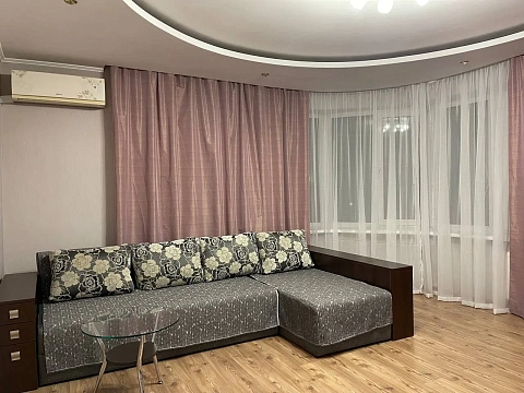 2-комнатная daily in Odesa. Primorskiy district, Marshala Govorova St., 10/3 &mdash; 1001101567 image 1
