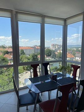 1 room daily in Chernivtsi. Pervomayskiy district, CHernomorskaya St., 4а &mdash; 1001470000 image 2