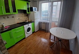 Квартири подобово в Зарічному районі (44)