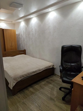 2 rooms daily in Dnipro. Shevchenkivskyi district, Starokazatskaya St., 28 &mdash; 1001580388 image 1