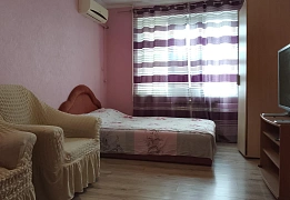 Квартири подобово в Оболонському районі (7)