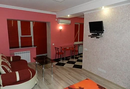 1-комнатная посуточно в Запорожье. Днепровский район, пр-т Соборный, 175 &mdash; 1645338705 изображение 4