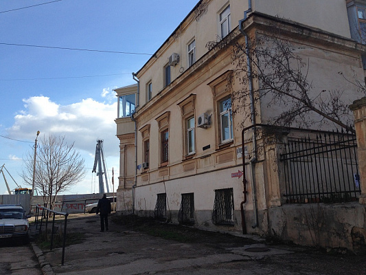 Двухкомнатная квартира посуточно в Севастополе, Ленинский район, ул. Лермонтова, 2