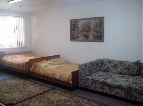 1-комнатная посуточно в Конотопе. ул. Успенско-Троицкая, 86 &mdash; 1000784357 изображение 1