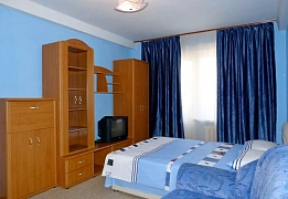Daily apartments on Pravyiy bereg, Kyiv (61)