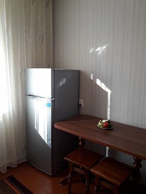 Однокомнатная квартира посуточно в Ровно, ул. Королёва, 4