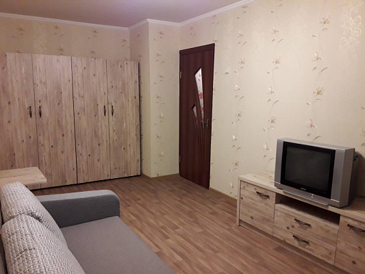 Однокомнатная квартира посуточно в Ровно, ул. Королёва, 4