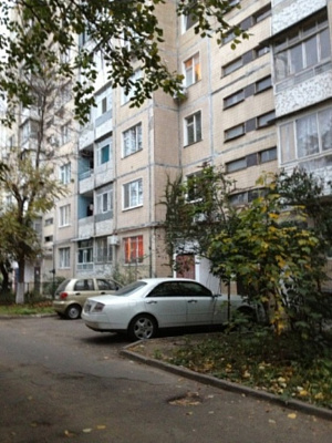 Трехкомнатная квартира посуточно в Ильичёвске (Черноморске), ул. Мира (Ленина), 15А