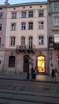 2-комнатная daily in Lviv. Galitskiy district, Rynok Sq., 19 &mdash; 1000917770 image 9