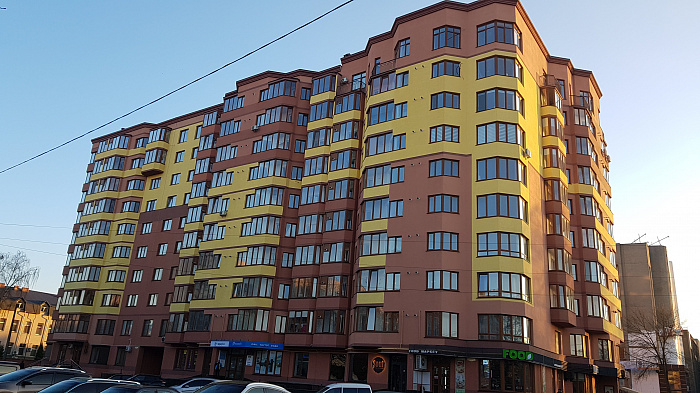 Однокомнатная квартира посуточно в Луцке, ул. Огиенко, 2а