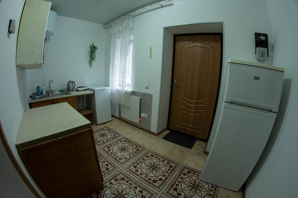 Однокомнатная квартира посуточно в Кировограде (Кропивницком), Ленинский район, ул. Шульгиных (Калинина), 10