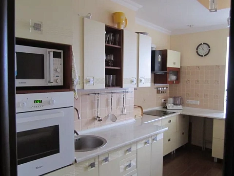 3-комнатная посуточно в Полтаве. Подольский район, б-р Б. Хмельницкого, 21 &mdash; 1000974679 изображение 6