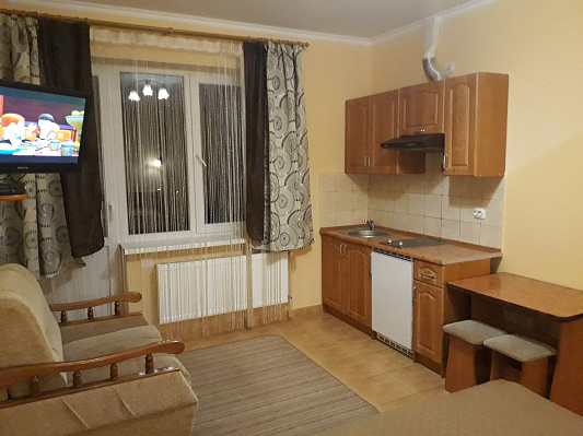 Дом посуточно в Трускавце, ул. Помирецкая, 24