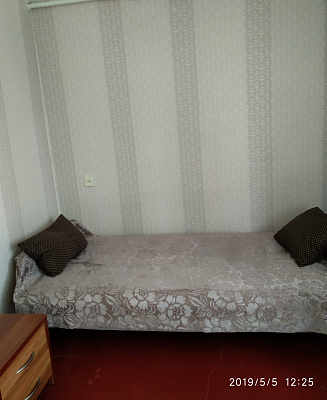 Двухкомнатная квартира посуточно в Херсоне, Суворовский район, пер. Козацкий, 27