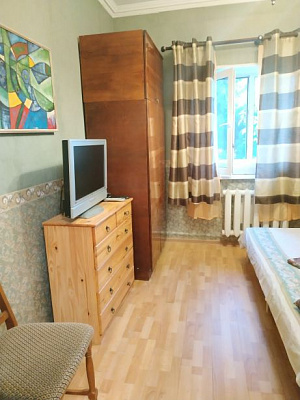Дом посуточно в Фонтанке, ул. Патриотическая, 40